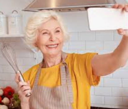 Marketing Strategies for Selling in America The Trend of Senior Influencers for Companies in the USA